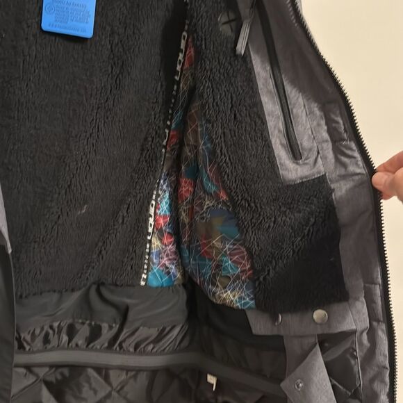 Grey and Black Liquid Ski Jacket Size Medium - Picture 6 of 11